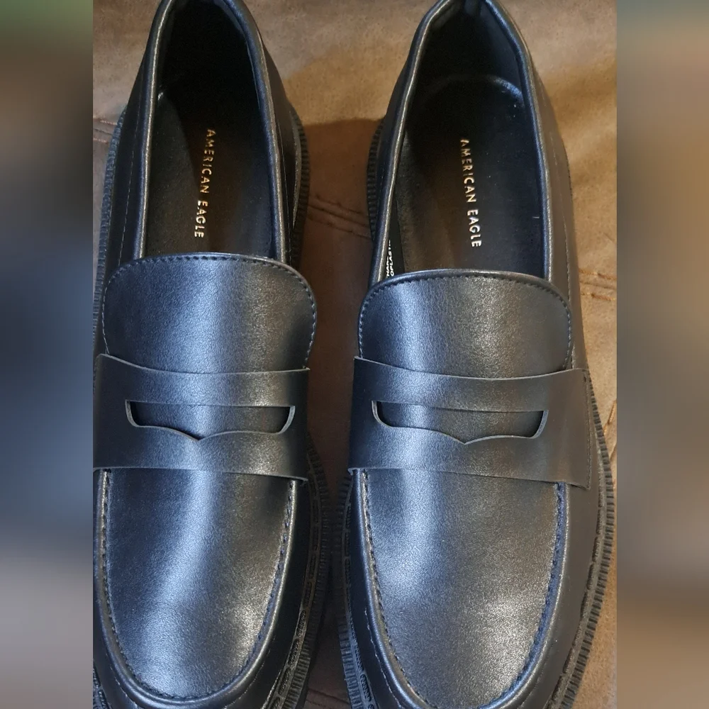 Ladies AMERICAN EAGLE Platform Penny Loafers Comfort Chunky Slip On Size 9